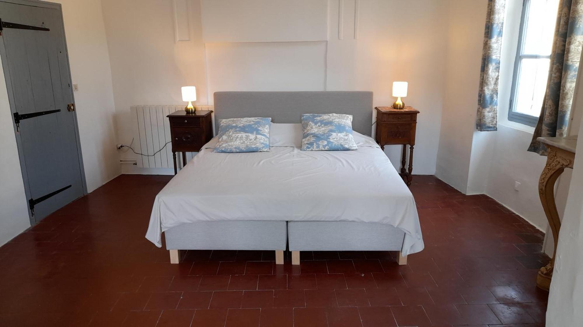 Bed and Breakfast La Tour De Pezene Anduze Zimmer foto